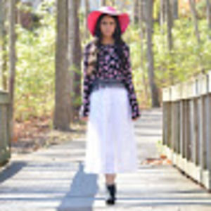 Meet your Posher, Henna